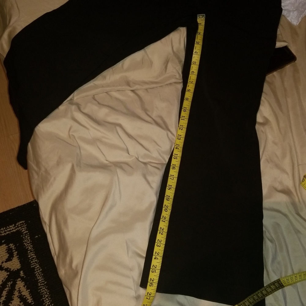 Body by victoria ankle pants